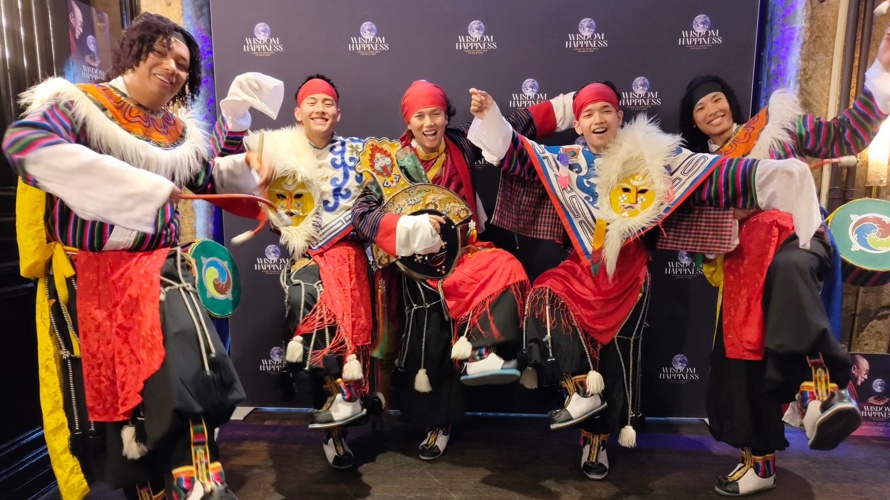 Jubiläumsfest des Folklore Ensembles der Tibeter Gemeinschaft