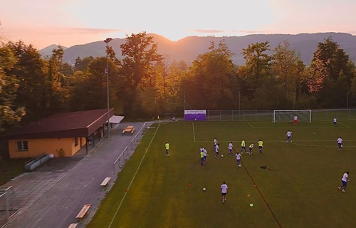Sanierung Fussballfeld und Garderoben - FC Schinznach Bad