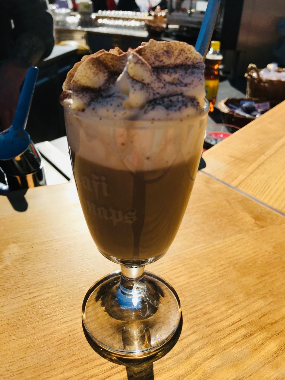 1Älplerkafibon im Alpbeizli auf der Trogenalp