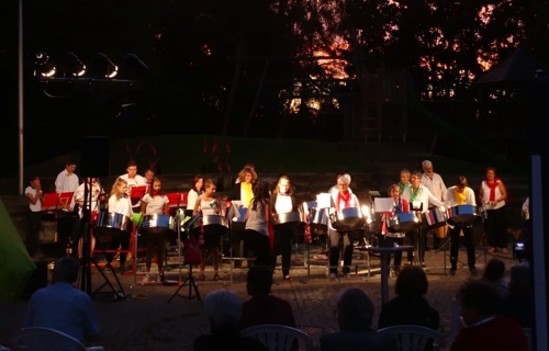 Karibische Klänge flirten mit Volksmusik - Steelmix mit MONIQUE