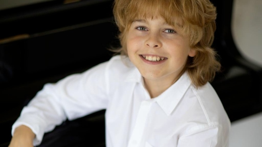 ArtFUTURE - JEUNES TALENTS - L'AVENIR