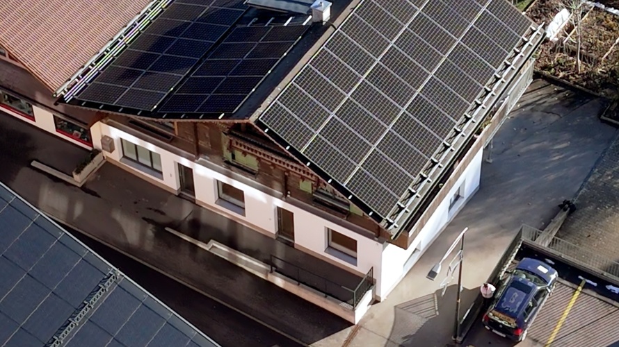 Herzensprojekt: Hebammenpraxis für das Kander- und Engstligtal