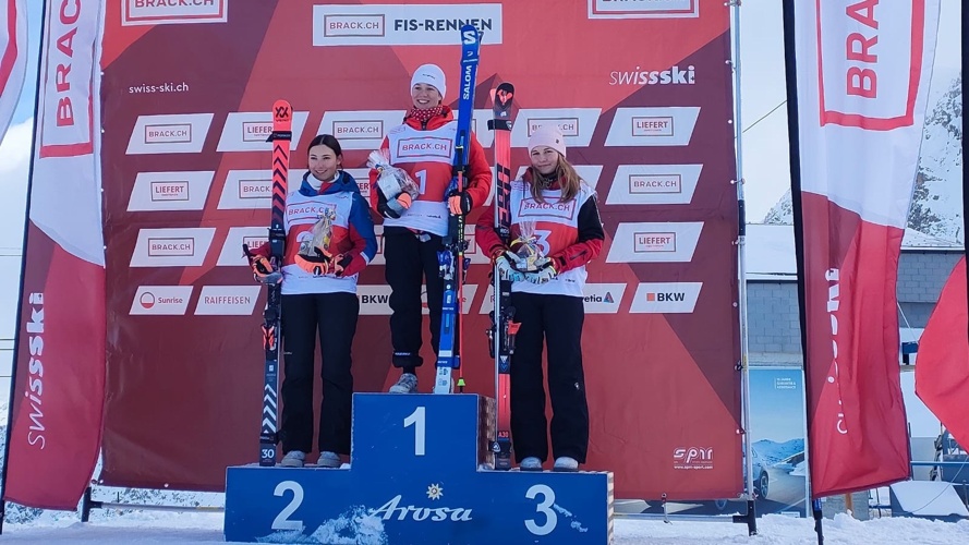 Soutenez Lou-Anne, skieuse FIS