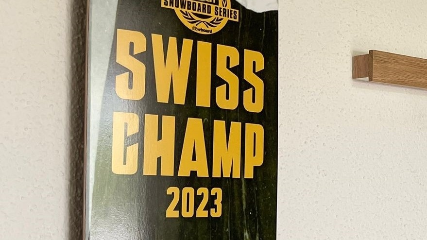 Snowboardgirl auf ihrem Weg an die Spitze unterstützen