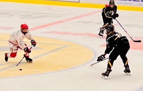 Jasper#22 ans Eishockeyturnier PeeWee in Kanada