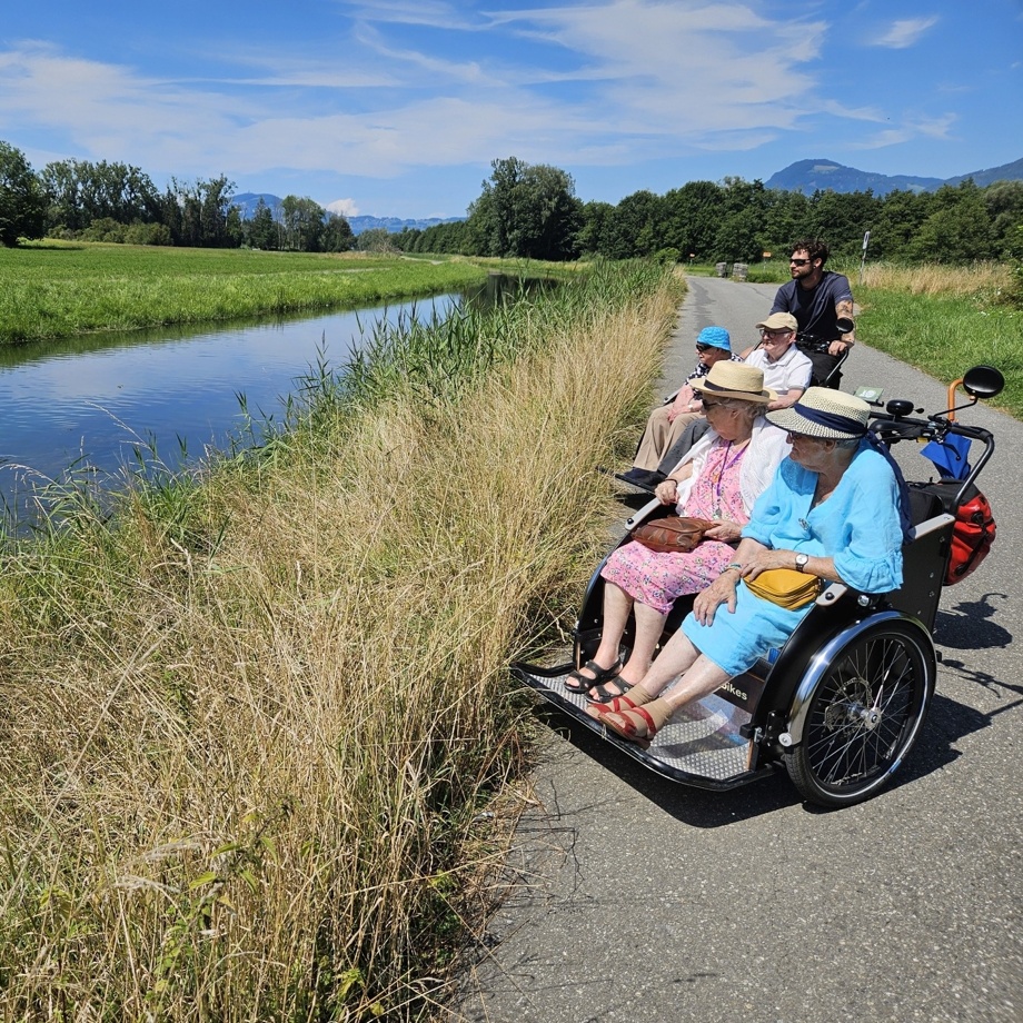 Une balade avec 2 triporteurs dans la réserve des Grangettes