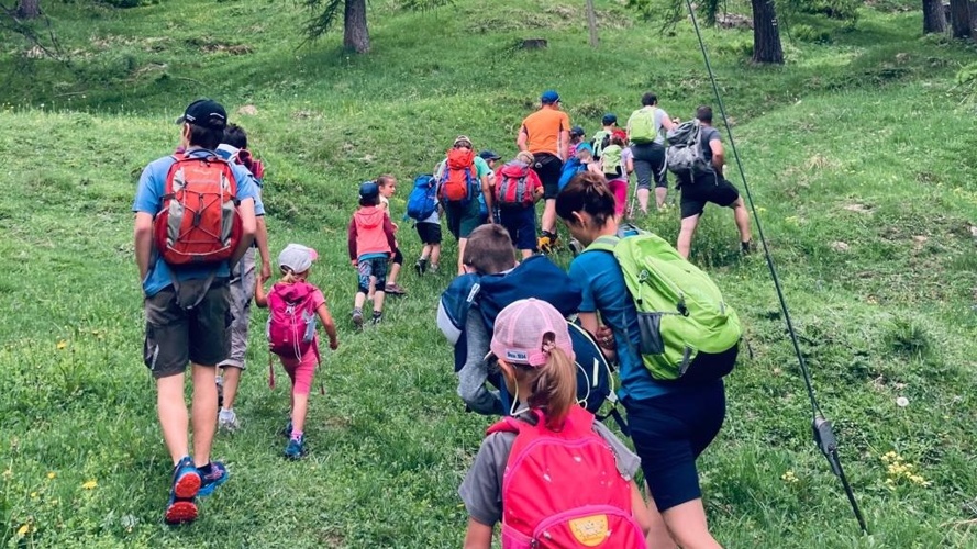 Un nuovo furgone per i ragazzi dello Sci Club Greina!