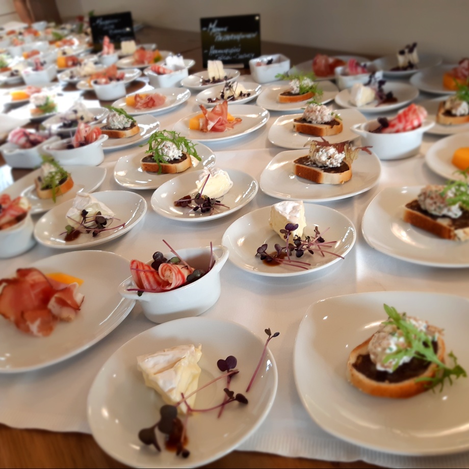 Einladung zur Einweihung zum Apéro riche