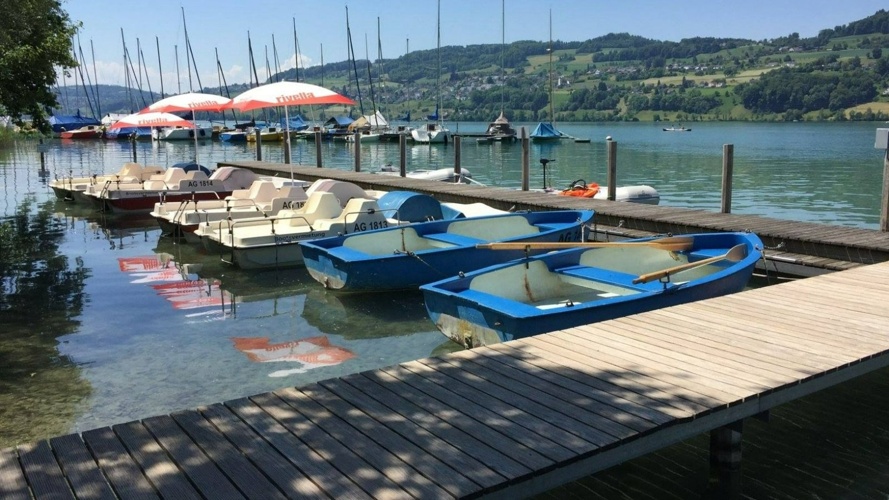 Neue Pedalos für das Arbeiterstrandbad Tennwil