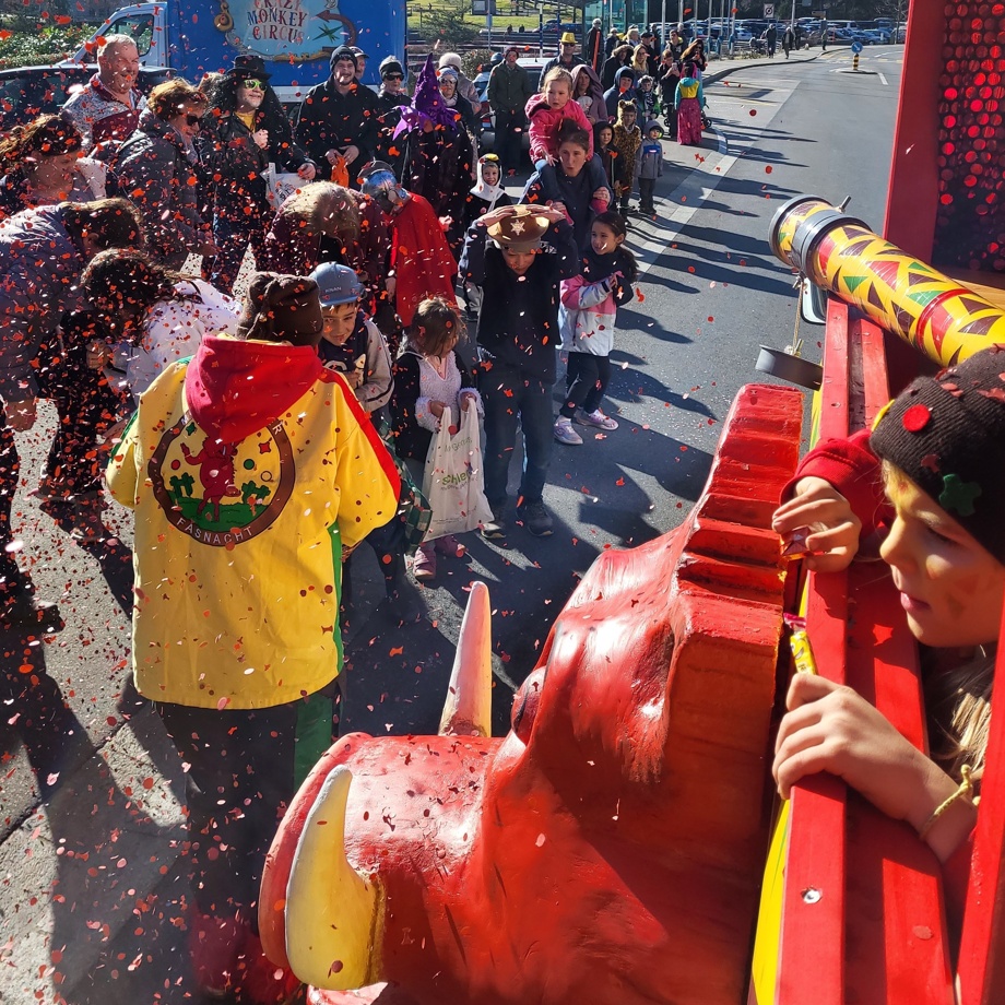 Einladung zum Apéro am Güdelzischtig 2026