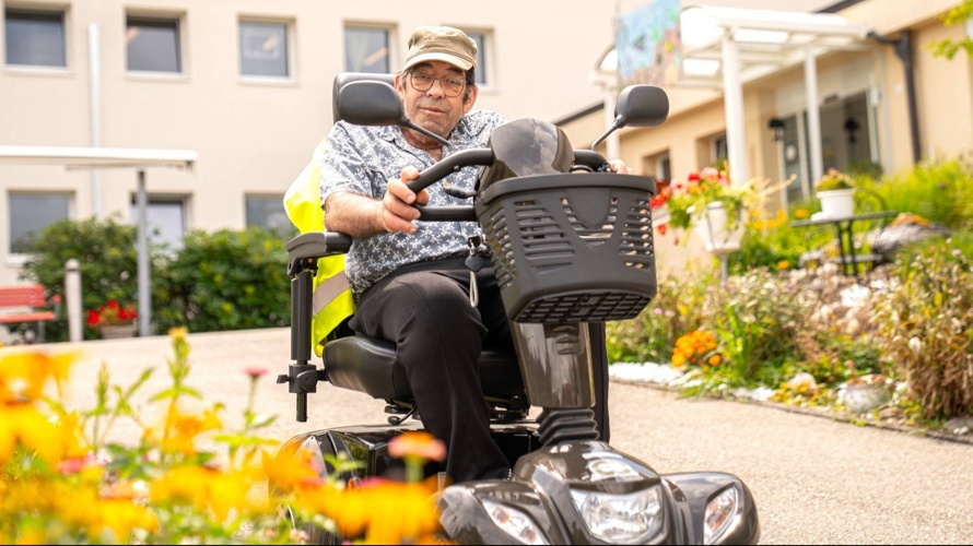 Gemeinsam unterwegs – Rollstuhlbus für unser Generationenhaus