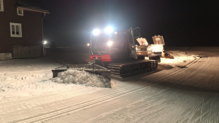 Neues Pistenfahrzeug für die Loipe Muotathal