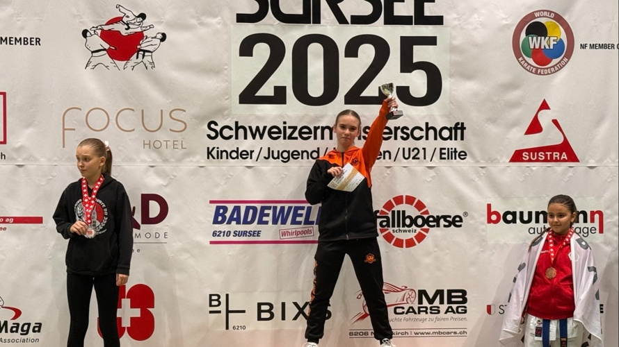 Werde Teil des Teams: Mia Sara Cajic auf internationaler Tour