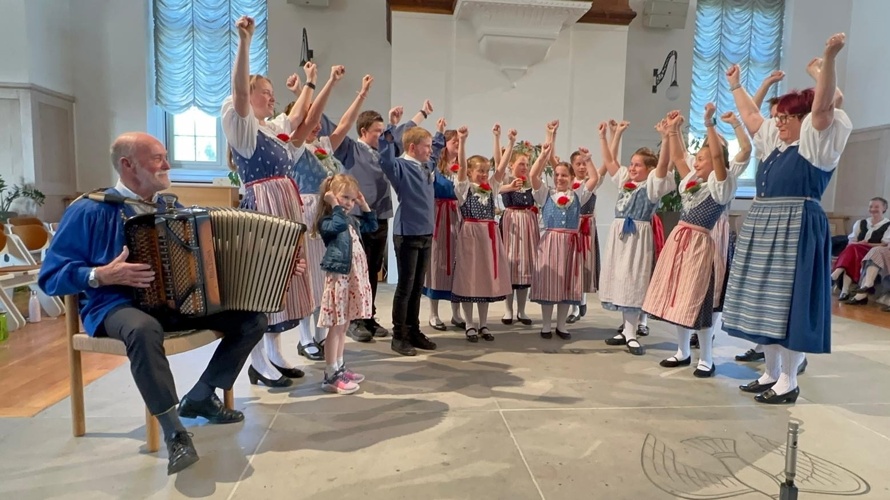 Kirchenkonzert Dinhard  Kinderjodelchörli Wylandsterne