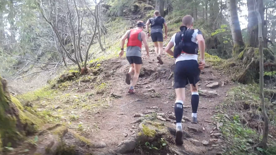 Wegweiser für den Trail Run Einsiedeln (TRE)