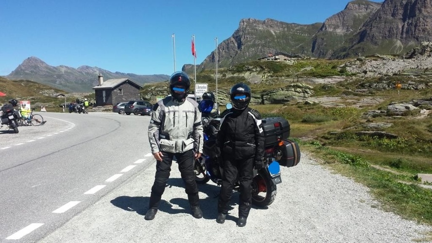 Motorradklub Diemtigtal, für Mitglieder ein T-Shirt oder Gilet