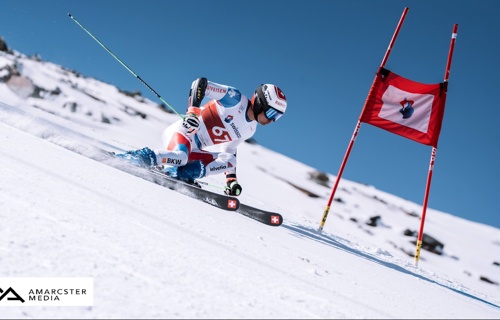 Unterstütze den doppel U16 CH-Meister in seiner ersten FIS Rennsaison