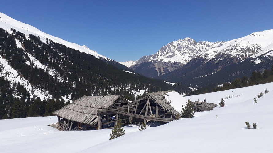 Restaurierung Alp Tamangur Dadora