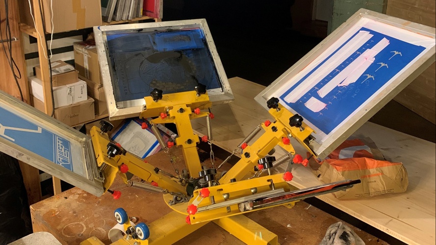 THE HELPING ARTISTS SOCIETY * DIE HELFENDEN KÜNSTLER:INNEN