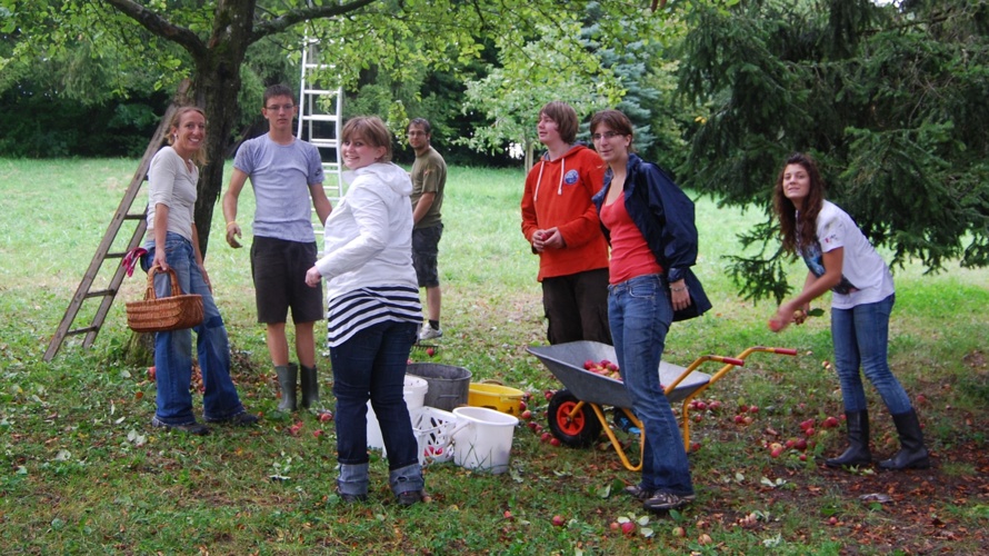 Des jeunes s’engagent aux côtés des paysans Suisses