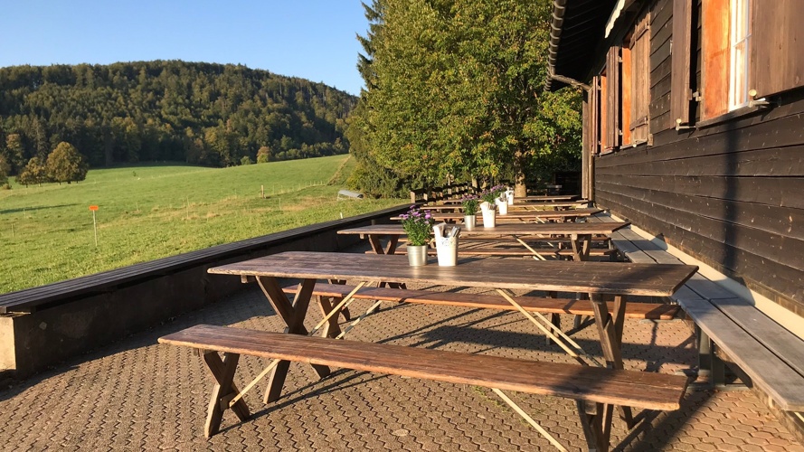 Sanierung Waldweidhütte