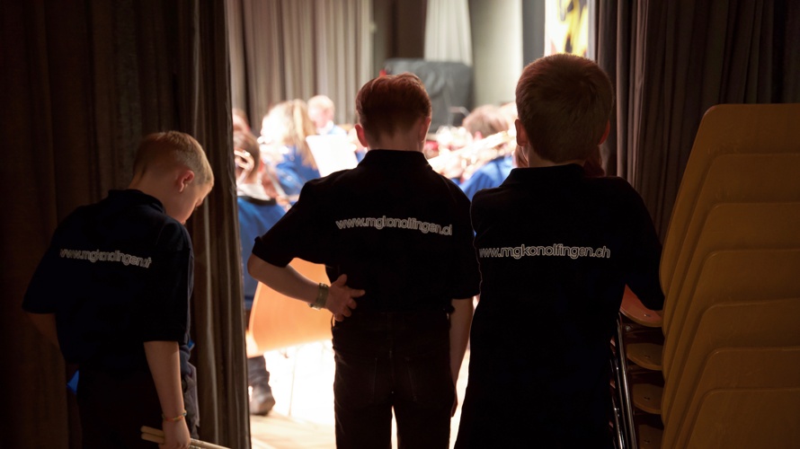 Neue Vereins-Shirts