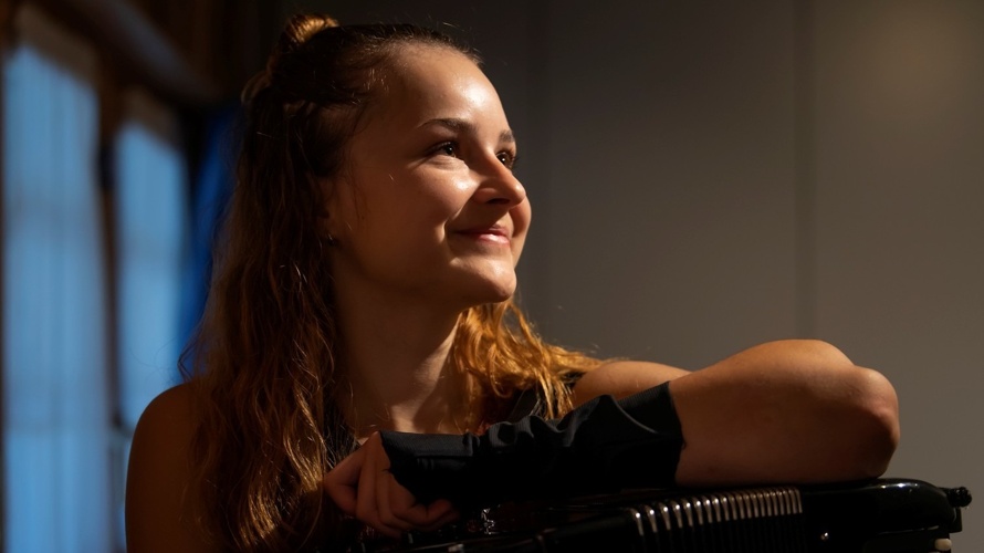 Angélique Serna - l'accordéon