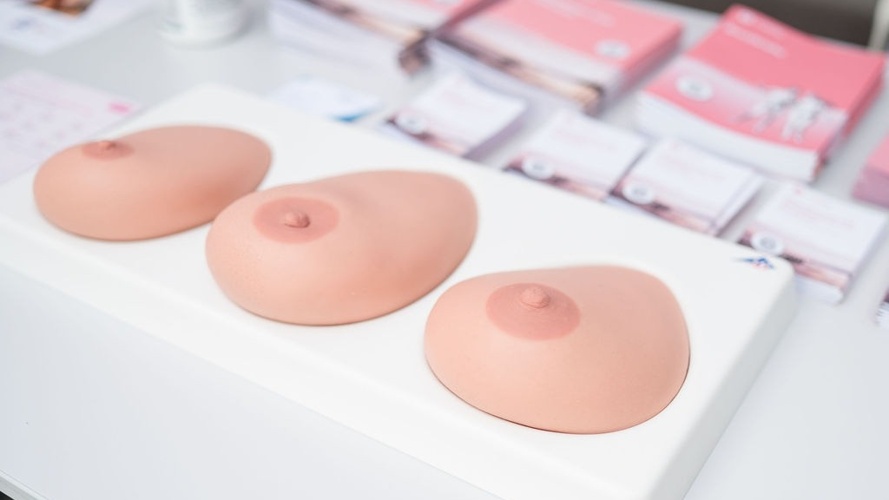 PINK CUBE Test Your Breast – Gemeinsam gegen Brustkrebs ❤️