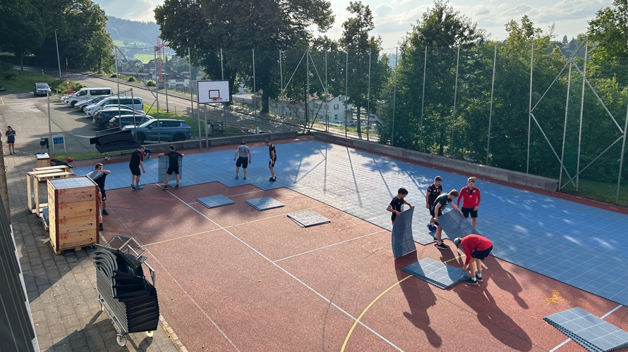 Unihockey Aussenfeld