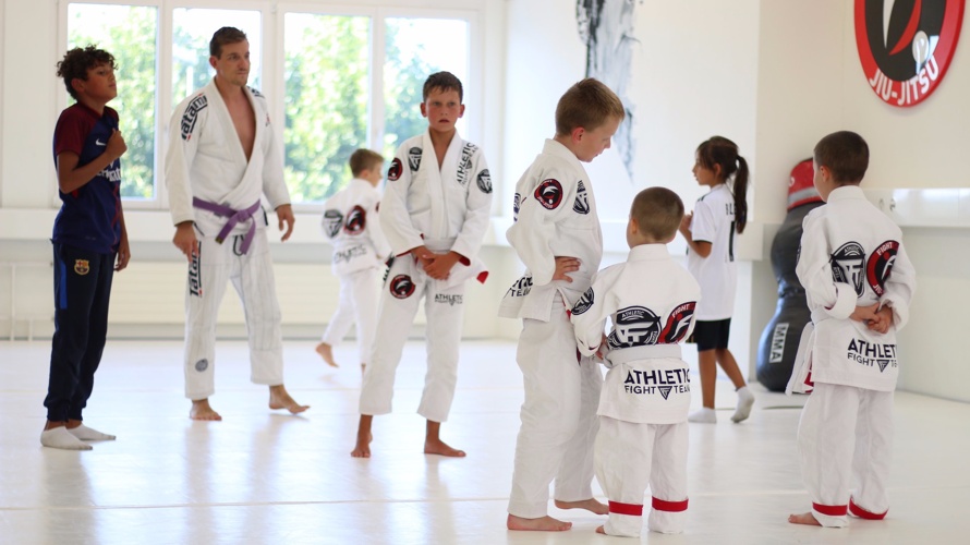 Support Athletic Fight Team