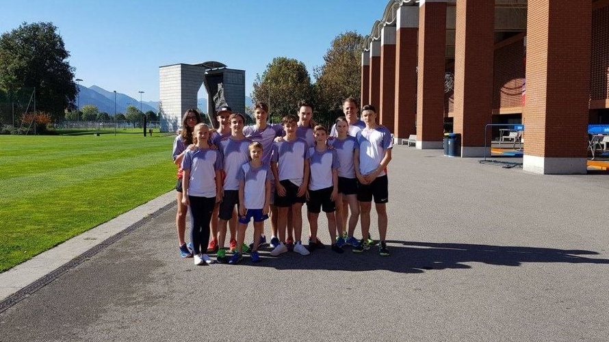 Neue Wettkampfshirts für den SC Sihltal