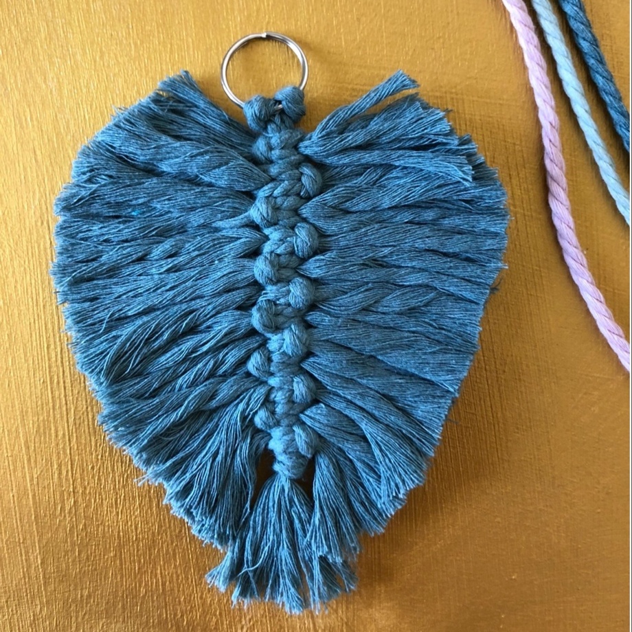 Makrameeschlüsselanhänger