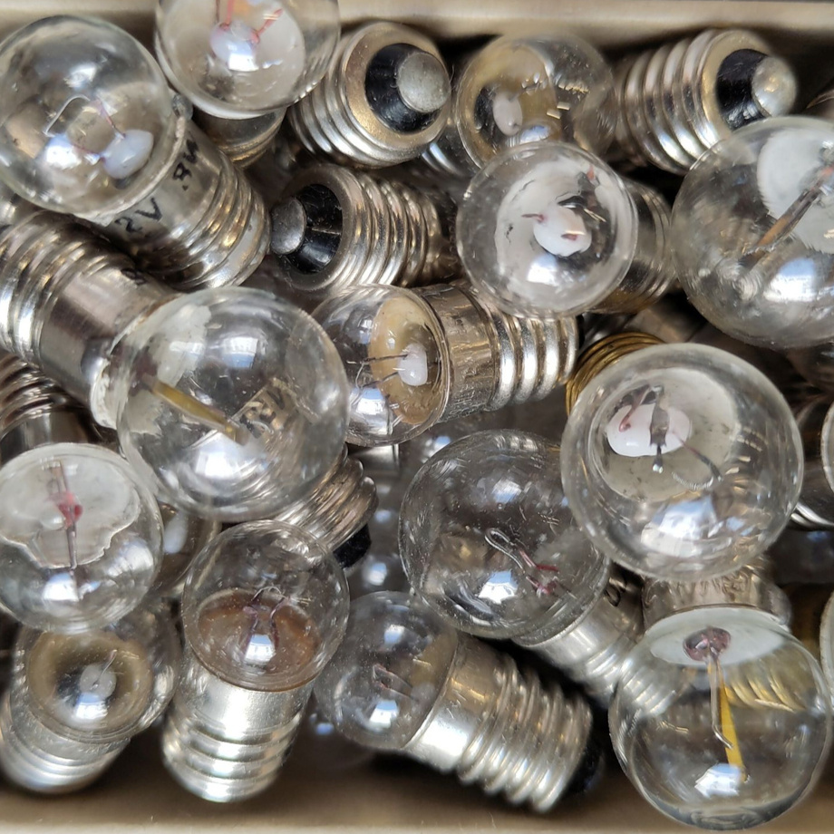 Lichtspender*in