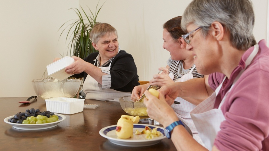 Abfahrtsweltmeister Beat Feuz verlost seinen Helm