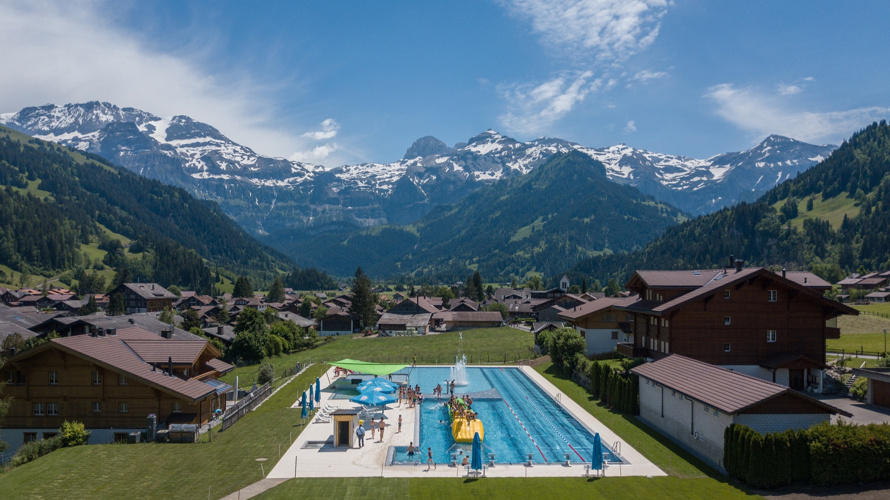 Helfen Sie dem Wallbach Bad