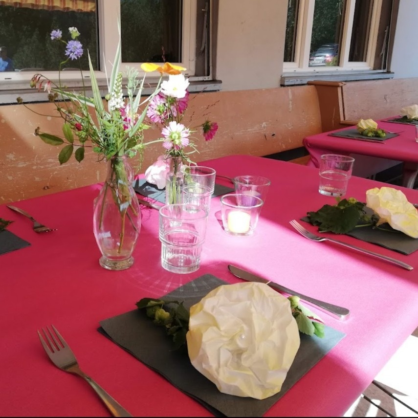 Schulbesuch mit Mittagessen in der Molina Nova