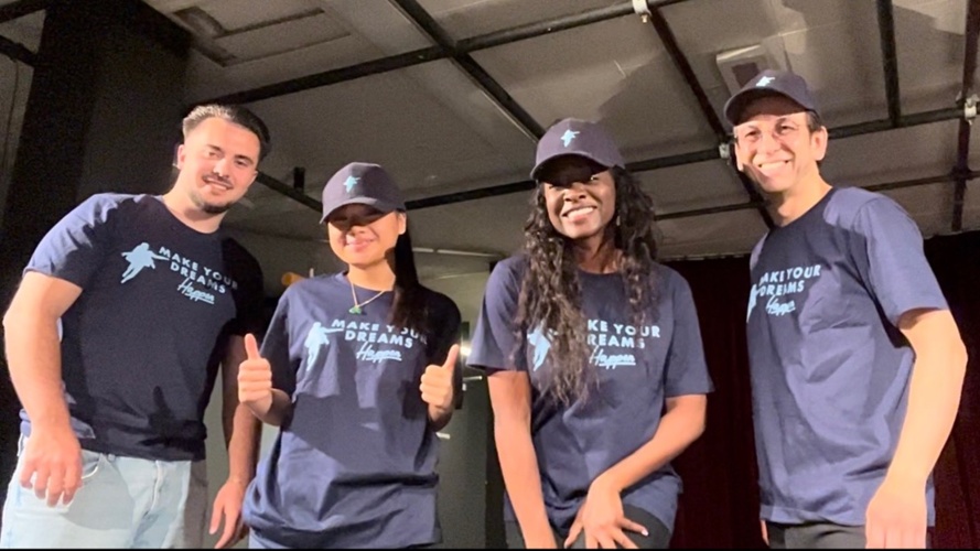 Offrir une Comédie Musicale et du Rêve aux Enfants et aux Aînés