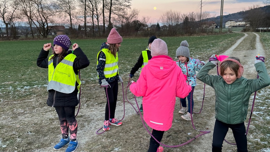 neues Wettkampf Shirts für verstärkte Zusammengehörigkeit