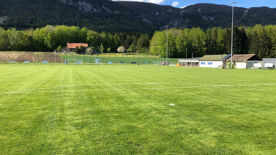 Totalsanierung Haupt- und Juniorenfeld