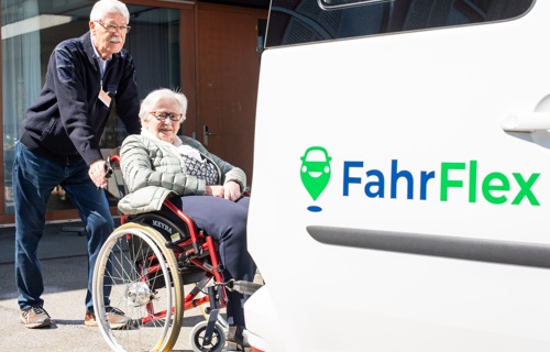 Neues Rollstuhlauto für Fahrdienst in Horw