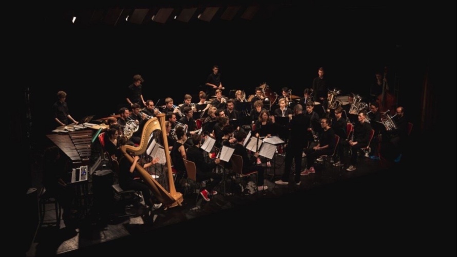 LA PASSION : AMOURS INFINIES INFINIES AMOURS