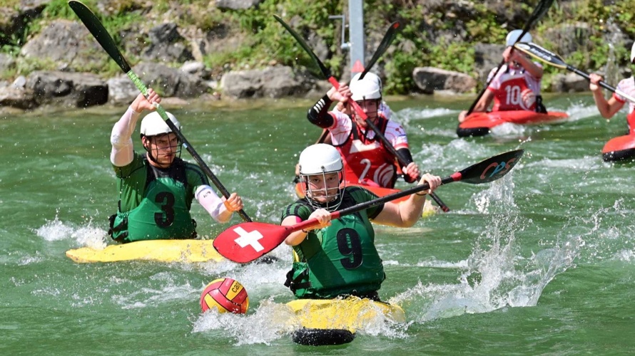 ein Klubbus für die Thurgauer Wildwasser Fahrer:innen