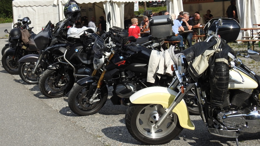 Motorradklub Diemtigtal, für Mitglieder ein T-Shirt oder Gilet