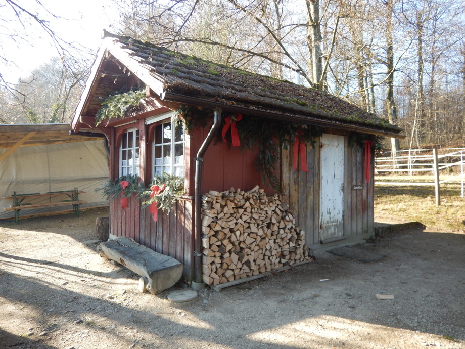 Fondue mit Deinen Freunden im Chlaus-Hüsli