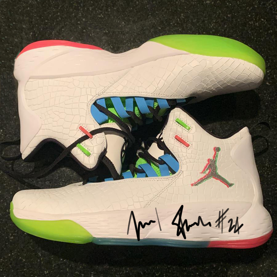 Jordan Superfly 2019 Special Edition mit Autogramm von Joel Fuchs